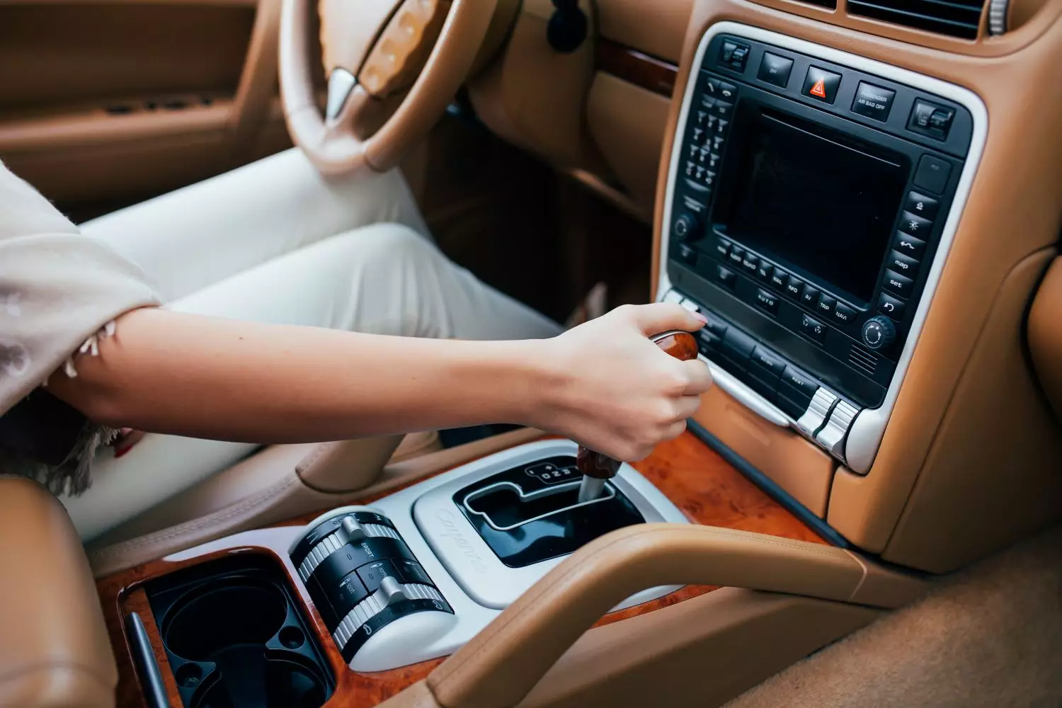 Carros usados com câmbio automático: benefícios, tipos e dicas