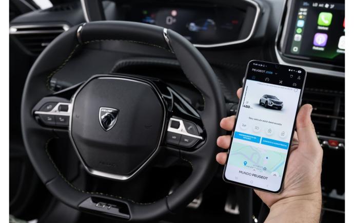 Peugeot estreia conectividade nos híbridos 208 e 2008