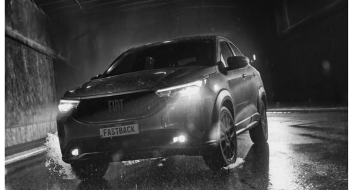 Estética Noir revela o novo Fiat Fastback Impetus