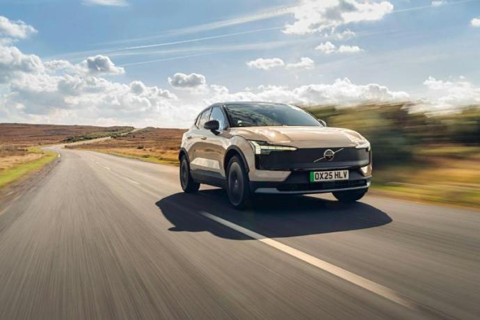 Volvo EX30 Cross Country: o aventureiro para as grandes cidades