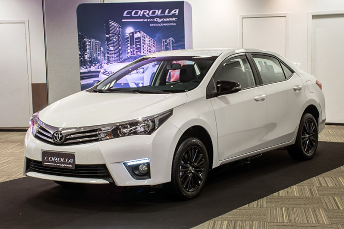 Toyota acrescenta o Corolla Dynamic à família do sedan