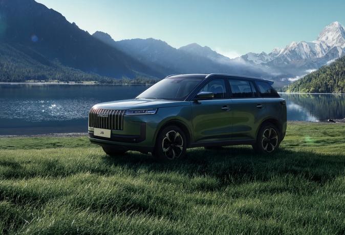 OMODA&JAECOO apresenta os novos Jaecoo no Salão do Automóvel