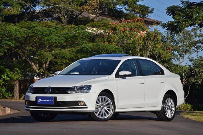 Avaliação Volkswagen Novo Jetta 2017 1.4 TSI Comprecar