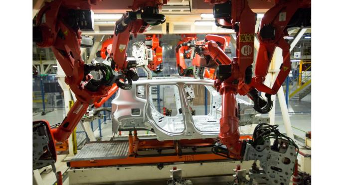 Stellantis avança em digitalização em Goiana