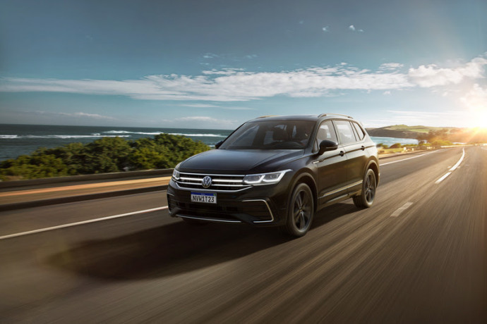 Volkswagen Tiguan Allspace R-Line tem primeiro lote esgotado