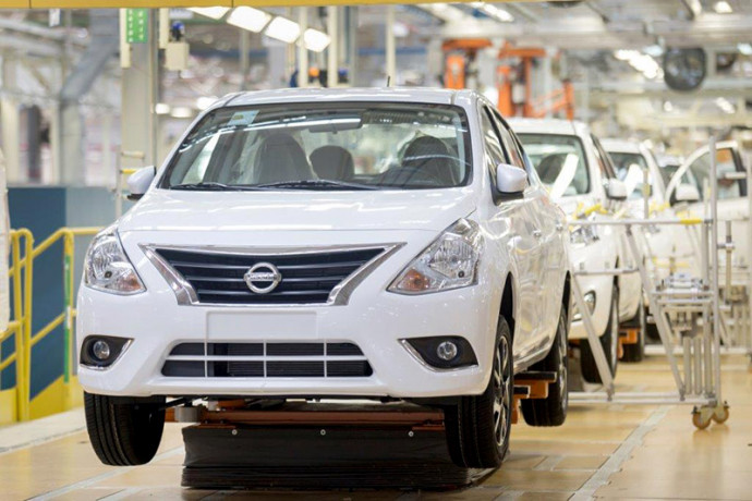 Nissan inicia produção do New Versa nacional