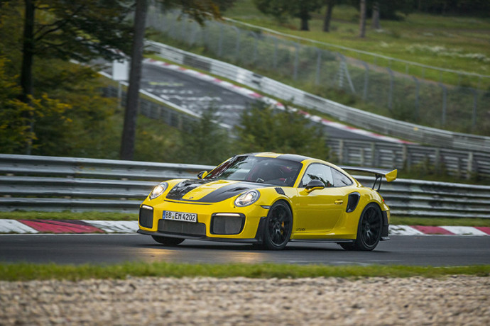 Porsche GT2 RS quebra recorde em Nürburgring