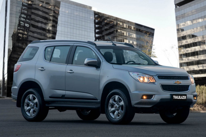 CHEVROLET TRAILBLAZER 2015 Usados e Novos