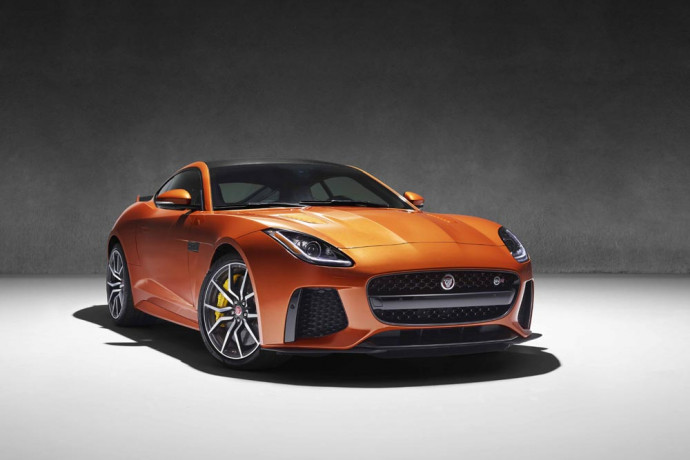 Jaguar F-Type SVR chega a 321 Km/h!