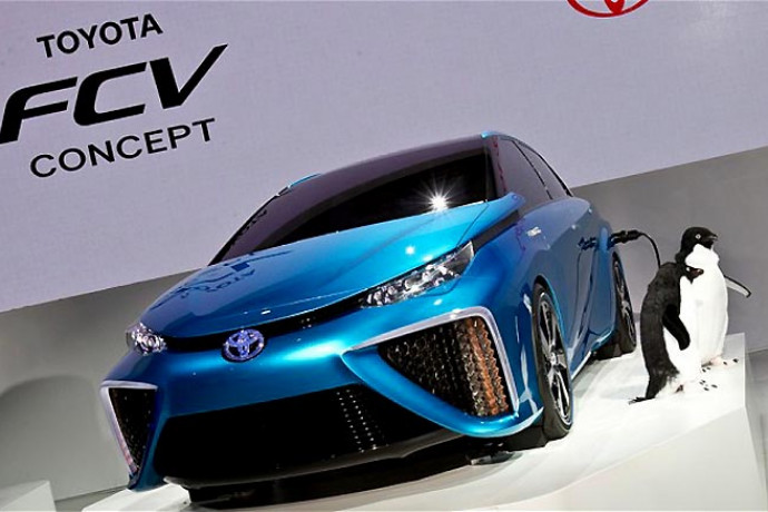 A Toyota e o FCV movido a célula de combustível