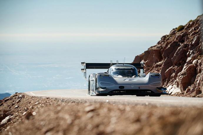 Volkswagen quebra recorde da corrida Pikes Peak Volkswagen quebra recorde da corrida Pikes Peak