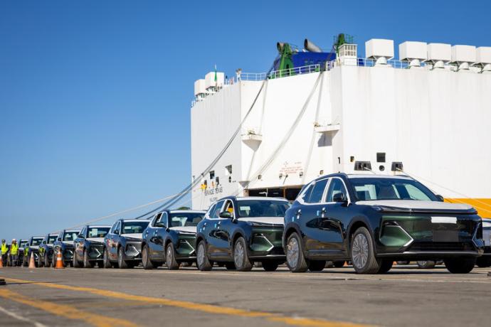 Geely registra novo recorde de emplacamentos em abril