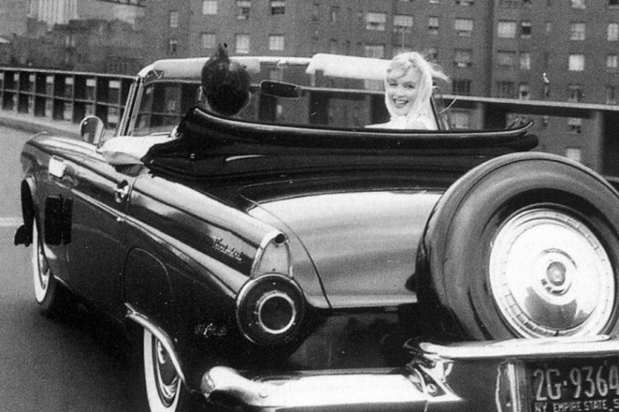 Ford Thunderbird e Marilyn Monroe, ícones sexy dos anos 50