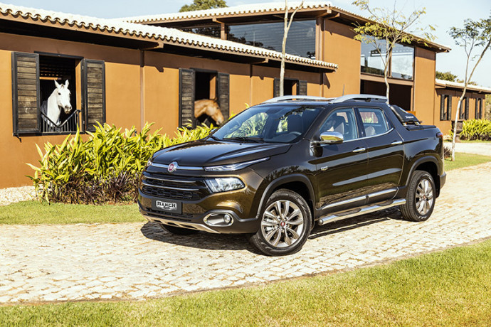 Fiat Toro ganha nova versão Ranch 4x4 topo de linha