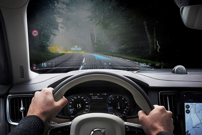 Volvo usa tecnologia de realidade mista para desenvolvimento de carros