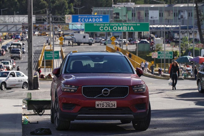Volvo XC40 percorre 8 mil km em sete dias até a Colômbia Volvo XC40 percorre 8 mil km em sete dias até a Colômbia