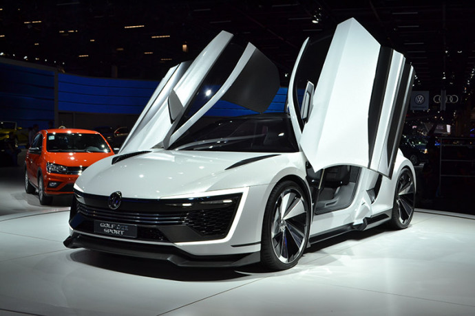 Volkswagen tem o maior estande do Salão do Automóvel