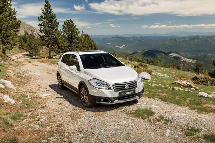 Suzuki apresenta o crossover S-Cross