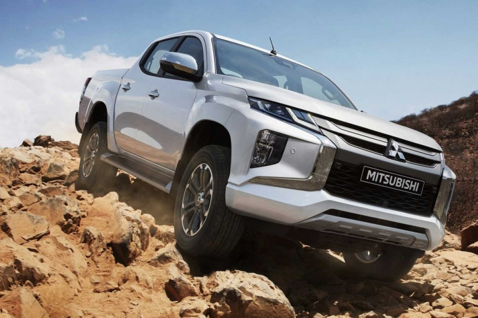 Mitsubishi L200 Triton de cara nova: confira o que mudou