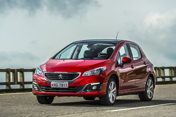 Peugeot apresenta a atualização do hatchback médio 308