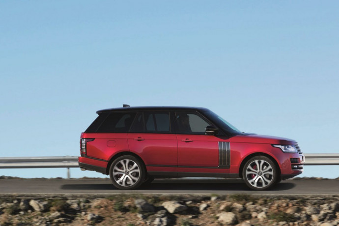 Land Rover mostrará o Range Rover SVAutobiography Dynamic no Salão Land Rover mostrará o Range Rover SVAutobiography Dynamic no Salão