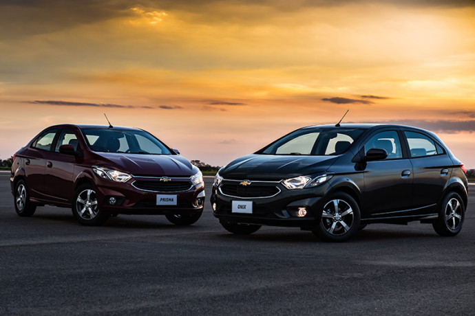 Chevrolet apresenta Novos Onix e Prisma
