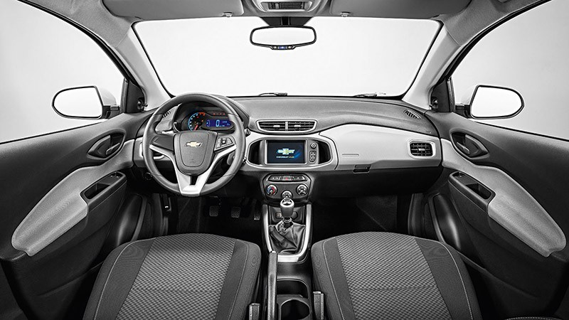 Chevrolet Onix LT 2017 é opção de economia