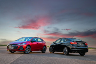 Chevrolet Cruze ganha duas novas versões: RS e Midnight