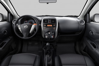 Nissan revela o interior do Novo Versa