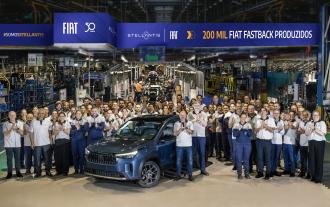 Fiat Fastback chega a 200 mil unidades produzidas