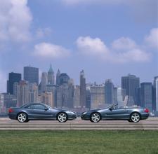 Mercedes-Benz SL R 230 celebra 25 anos