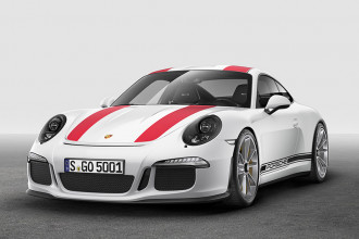 O novo Porsche 911 R é apresentado
