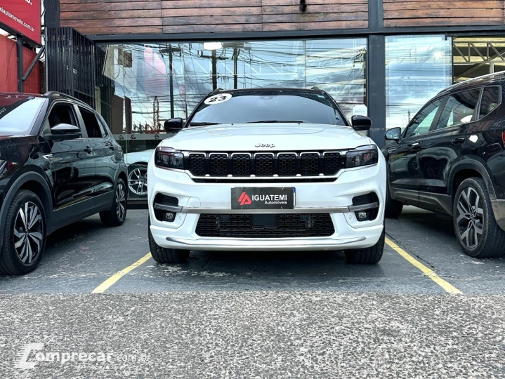 COMMANDER 1.3 T270 TURBO FLEX OVERLAND AT6