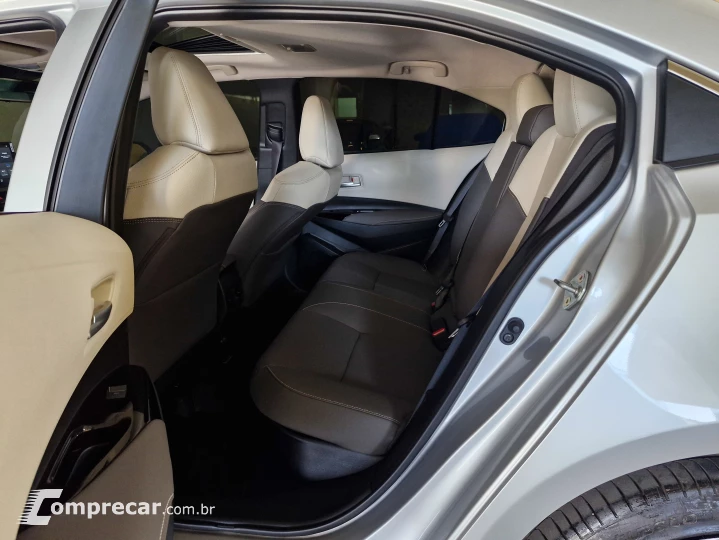 COROLLA 1.8 VVT-I Hybrid Altis Premium