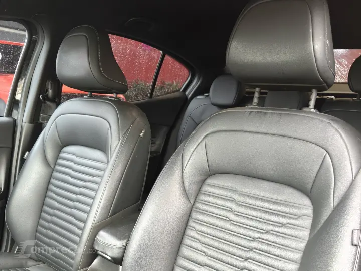 FASTBACK 1.0 TURBO 200 HYBRID IMPETUS CVT