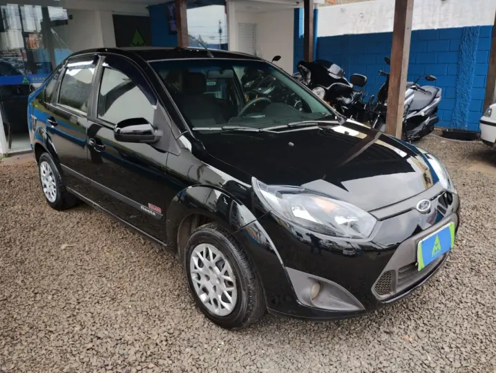 Fiesta Sedan 1.6 4P FLEX