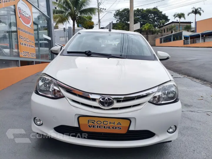 Etios Sedan 1.5 16V 4P FLEX XLS AUTOMÁTICO