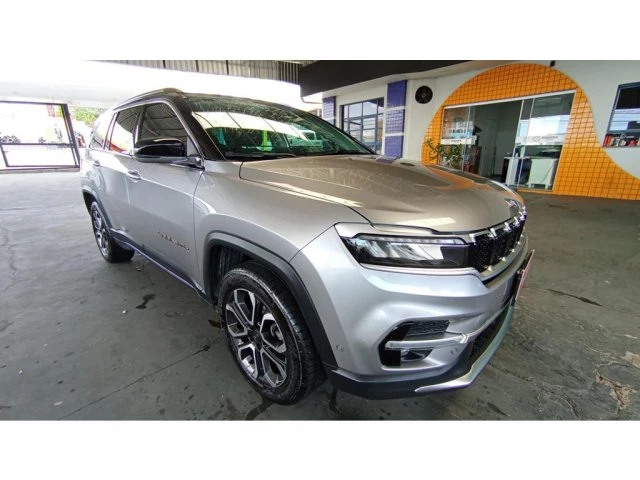 COMMANDER - 1.3 T270 TURBO LIMITED AT6