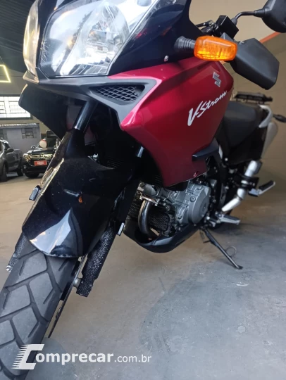 VSTROM  DL 1000
