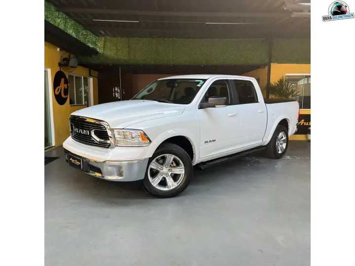 CLASSIC 5.7 V8 GASOLINA LARAMIE CD 4X4 AUTOMÁTICO