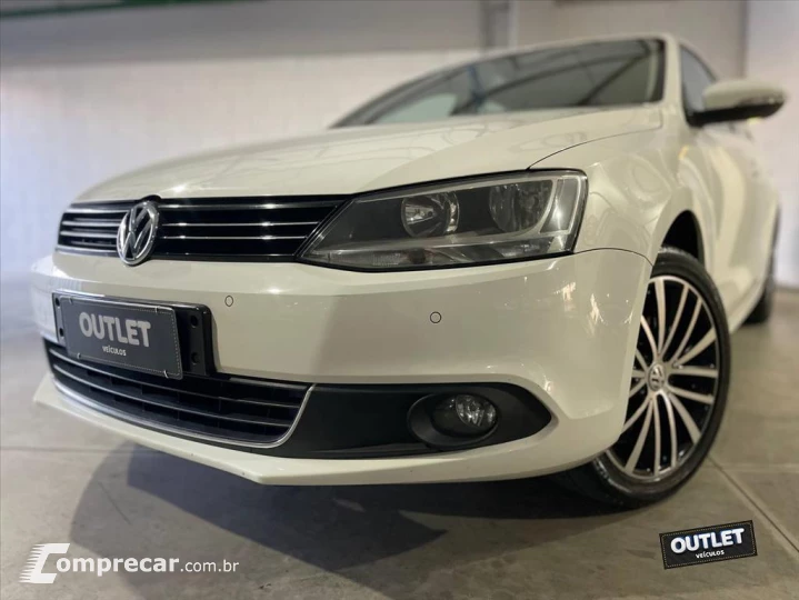 JETTA 2.0 COMFORTLINE FLEX 4P TIPTRONIC