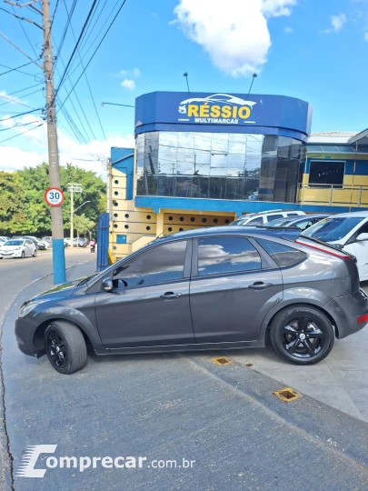 FOCUS 2.0 Ghia 16V