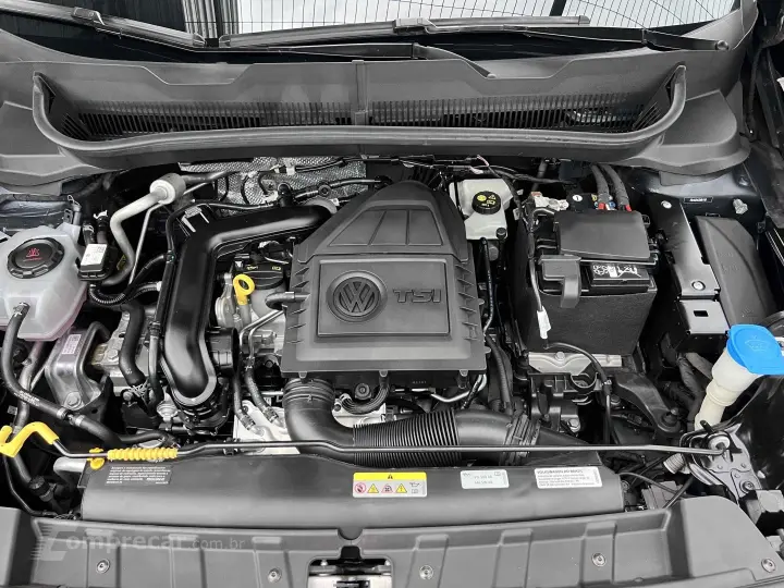 T-CROSS 1.0 200 TSI TOTAL FLEX AUTOMÁTICO