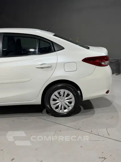 YARIS 1.5 16V Sedan XS