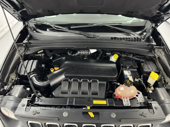 RENEGADE 1.8 16V Longitude