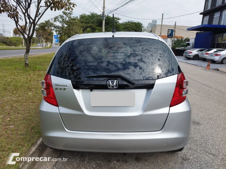 FIT 1.4 LX 16V