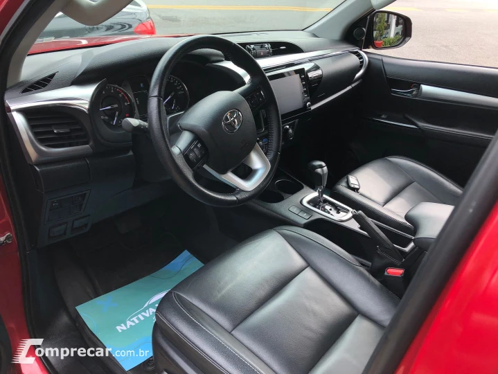 Hilux 2.8 D-4D Turbo Diesel Cd Srv 4X4 Automático