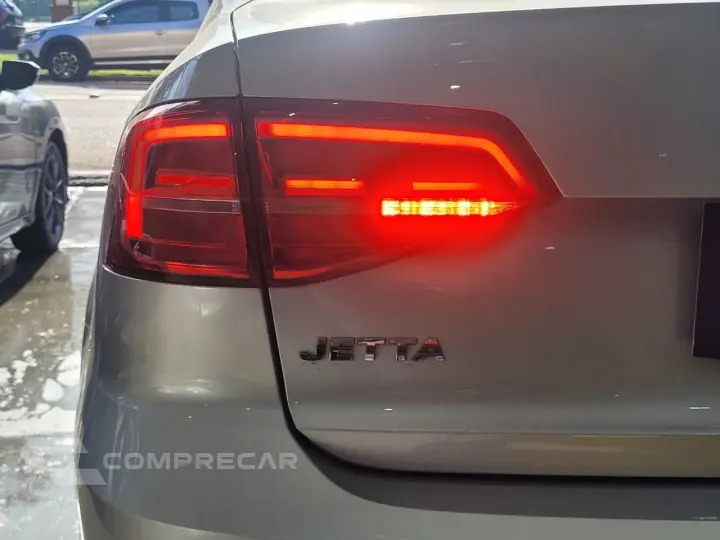 JETTA Highline 2.0 TSI 16V 4p Tiptronic