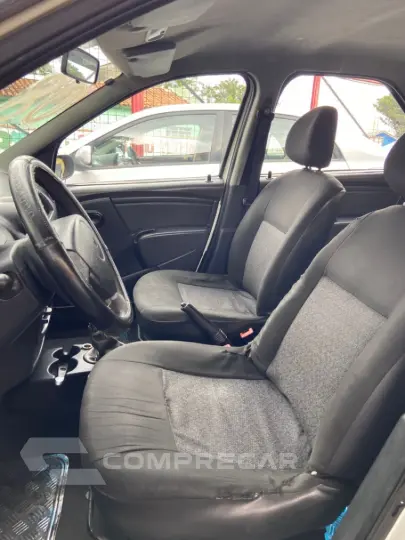 LOGAN 1.0 12V SCE Authentique