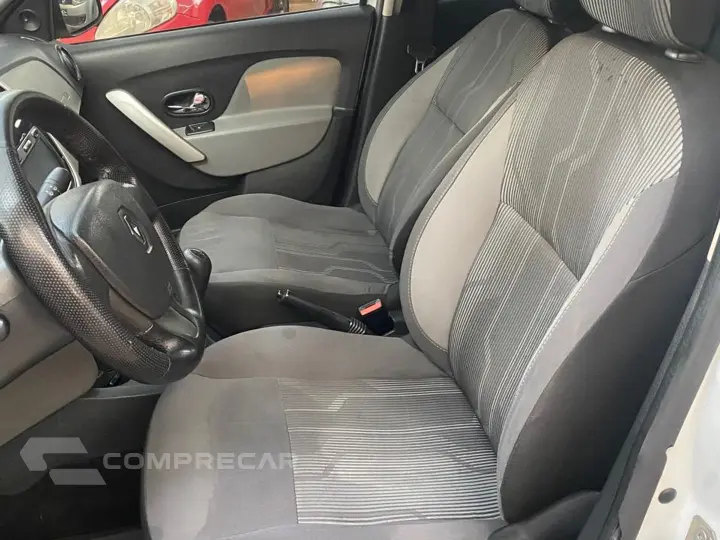 Logan 1.6 Expression 8V Flex 4P Manual